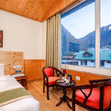 Tripli Hotels Stone House Cottage Manāli Eksteriør billede