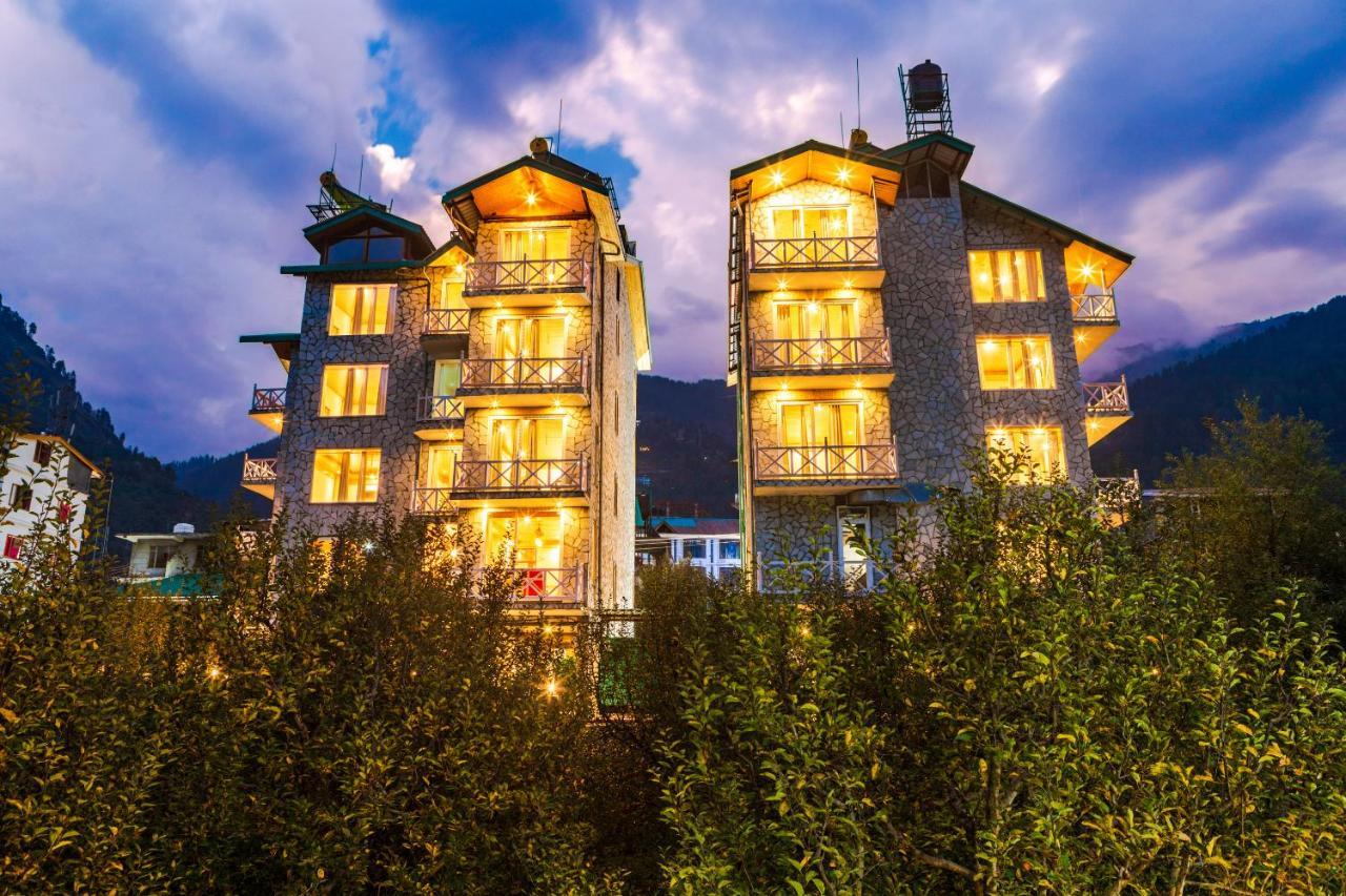 Tripli Hotels Stone House Cottage Manāli Eksteriør billede
