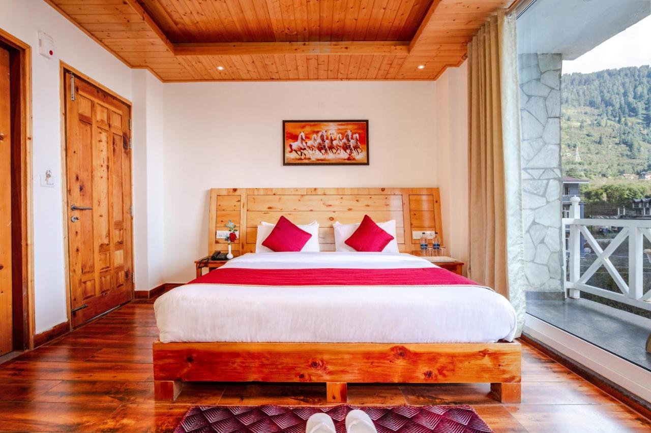 Tripli Hotels Stone House Cottage Manāli Eksteriør billede