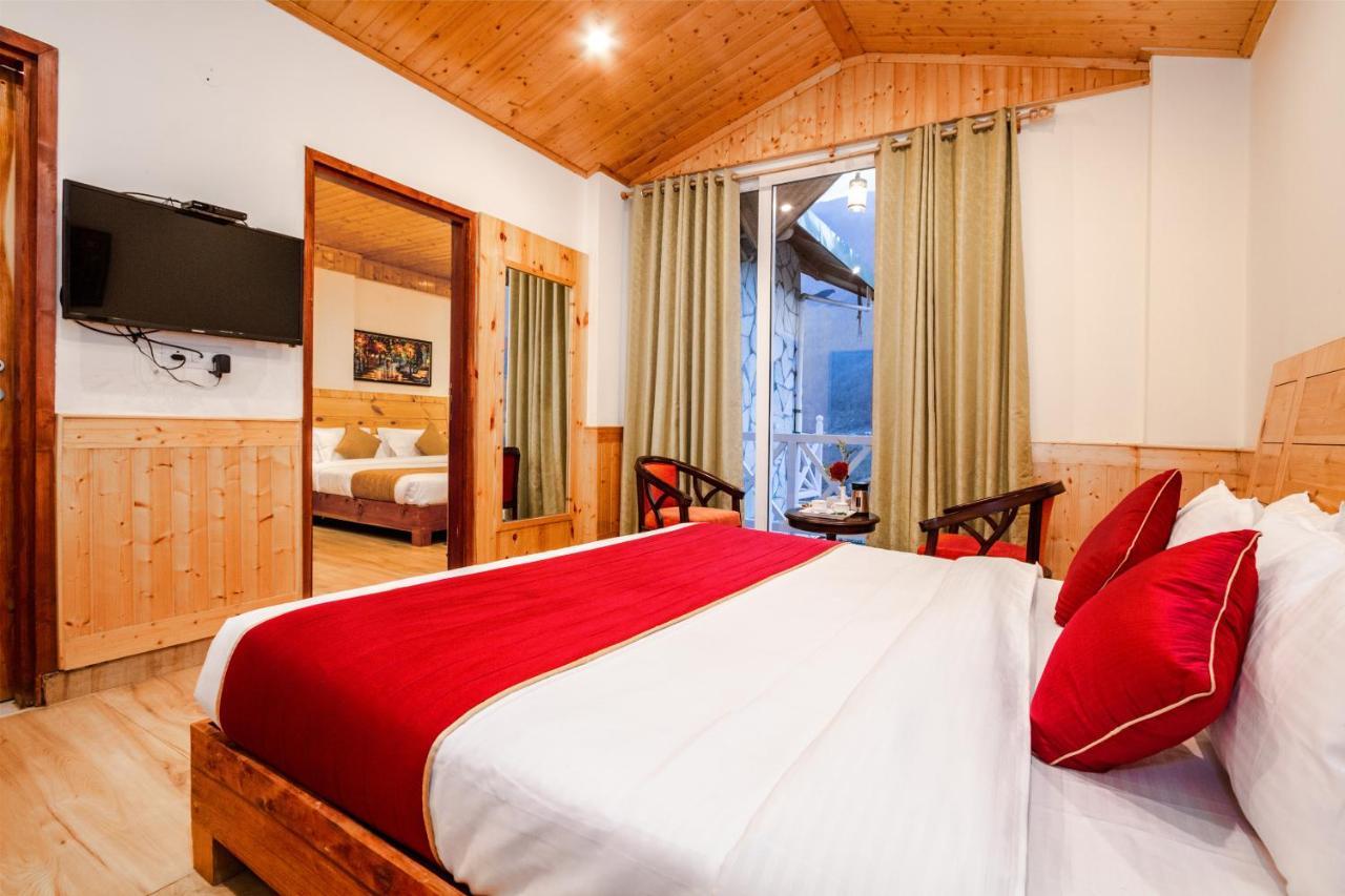 Tripli Hotels Stone House Cottage Manāli Eksteriør billede
