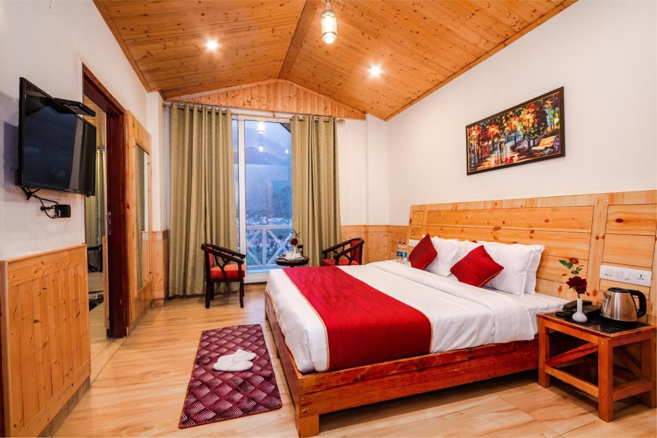 Tripli Hotels Stone House Cottage Manāli Eksteriør billede