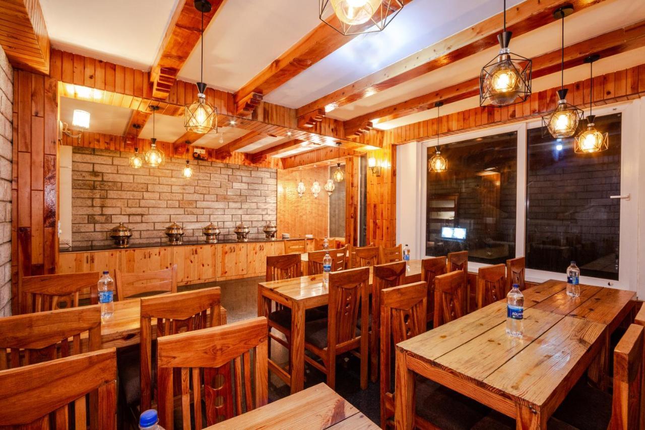 Tripli Hotels Stone House Cottage Manāli Eksteriør billede